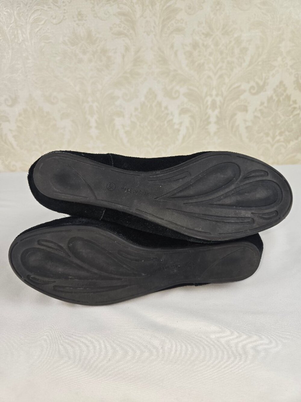 Style & Co Sz 6-1/2M Quirky Black Suede Slouchy Ankle Boots Flat Sole Almond Toe - Picture 7 of 12